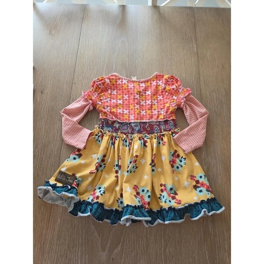Old navy girls shorts size 8‎